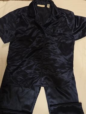 Lord & Taylor Womens 2pc Pajama Set S Navy Satin Polyester Button Front Collar